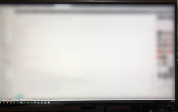 f:id:masa381man:20171203174253j:plain フレームレスでロゴがない